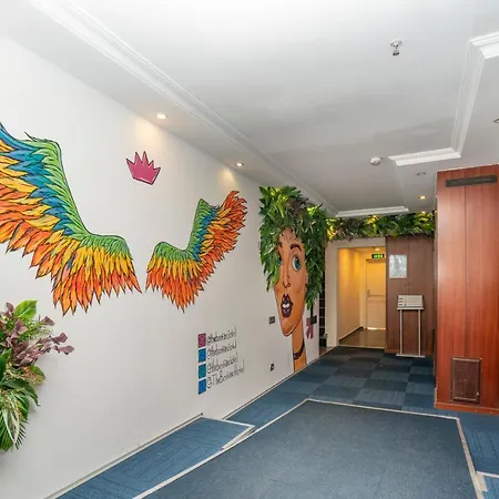 The Bostanci فندق