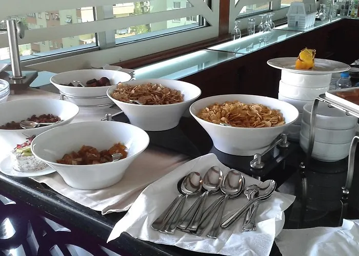 Hotel The Bostanci 4*